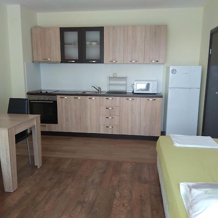 Private Apartment In Faith - Ravda Kültér fotó