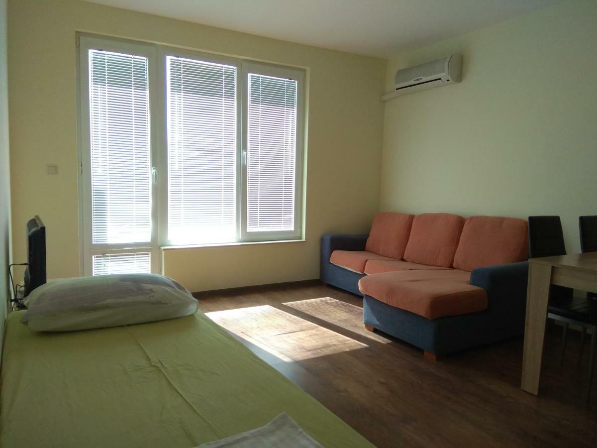 Private Apartment In Faith - Ravda Kültér fotó